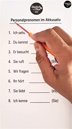 Akkusativ leicht lernen | Personalpronomen im Deutschen Mit den richtigen Personalpronomen im Akkusativ werden deutsche Sätze klar und korrekt. Diese Übung zeigt Schritt für Schritt, wie Pronomen im Alltag verwendet werden und hilft dabei, typische Fehler sicher zu vermeiden. #Akkusativ #Personalpronomen #DeutschGrammatik #Deutschlernen #deutscha1