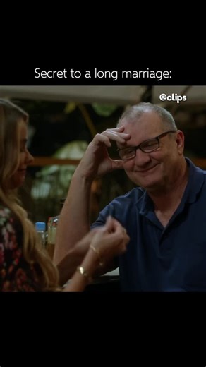 CLIPS on Instagram: "❤️ Interesting fact: In Modern Family (2009–2020), the show was filmed mockumentary-style with a single-camera setup and no laugh track. This allowed the actors to improvise and react naturally, which is why many of the funniest moments, like awkward glances and side comments, feel spontaneous and real."