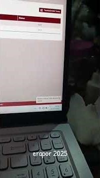 Mengerjakan erapor di beberapa laptop dalam ruangan dan wifi yang sama