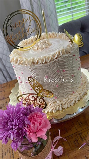 🌸 Pink and Butterflies 🦋 #justinkreations #baker #dmvtiktok #cake #fyp