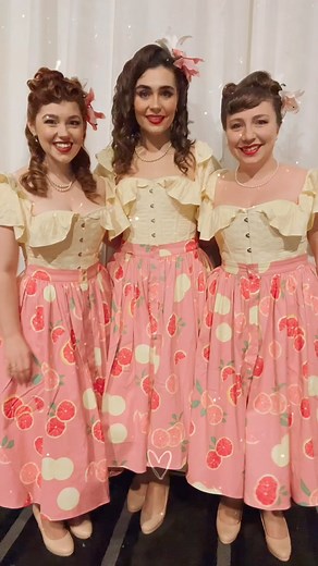 #repost The Three Chordettes - Vocal Trio wing/jazz vocal trio, specialising in (but not limited to) 1940s 3-part harmony, duets and solos | Korsetts-de