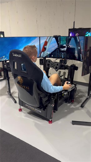 The best flying lap ✈️ Add flight controls to any simulator package 😏 #simracing #simracingsetup #simulator #flightsimulator