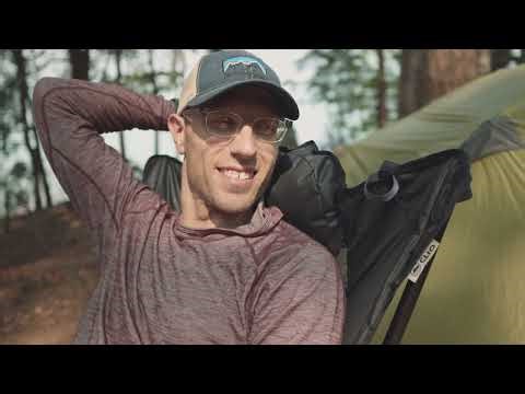 Cliq Chair with pillow