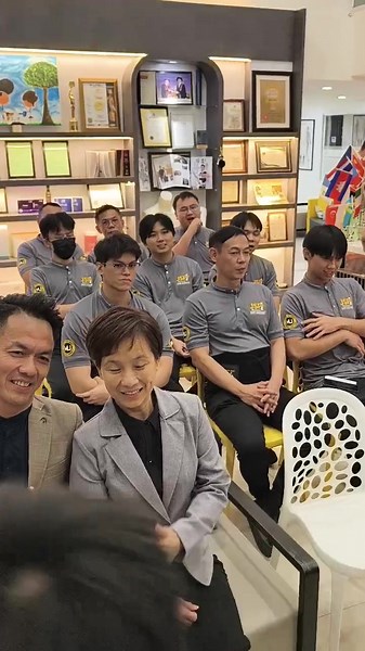 JSP INTERNATIONAL ACADEMY 2026 Q2 & iTEC æ¯•ä¸šå…¸ç¤¼ðŸŽ“ è¿™ä¸€åˆ»ï¼Œä¸æ˜¯ç»“æŸðŸ¥¹ æ˜¯ä»–ä»¬ä¸€æ­¥ä¸€æ­¥èµ°åˆ°è¿™é‡Œçš„è¯æ˜ŽðŸ’ªðŸ» ä»Žä¸ä¼šðŸ‘‰åˆ°å¯ä»¥å¸®åŠ©åˆ«äººðŸ¥° æ¯ä¸€æ­¥ï¼Œéƒ½ä¸ç®€å• ä¸€èµ·è§è¯ä»–ä»¬çš„è¿™ä¸€åˆ»â¤ï¸ #jsp_academy #iTEC #jsp_wellness #graduation #æ¯•ä¸šå…¸ç¤¼ #æ¯•ä¸š #çƒ­é—¹ #æ„Ÿäºº #æˆé•¿ | JSP Wellness Body Alignment