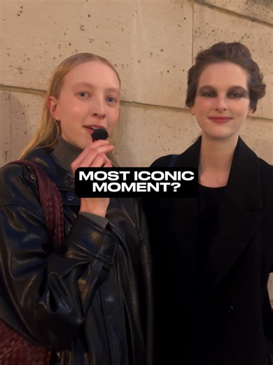 Ebba and Vanessa's most iconic moment? #parisfashionweek #eliteparis #ebbabostrom #vanessawarg #elitemodel