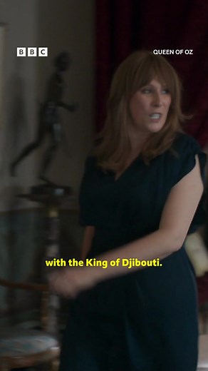 Queen Georgie's Flirting Antics | Queen of Oz | Catherine Tate