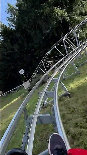 Röhnbob Wasserkuppe Germany #rhoenbob #achterbahn #sommerrodelbahn #pov #outdoorfun #shorts