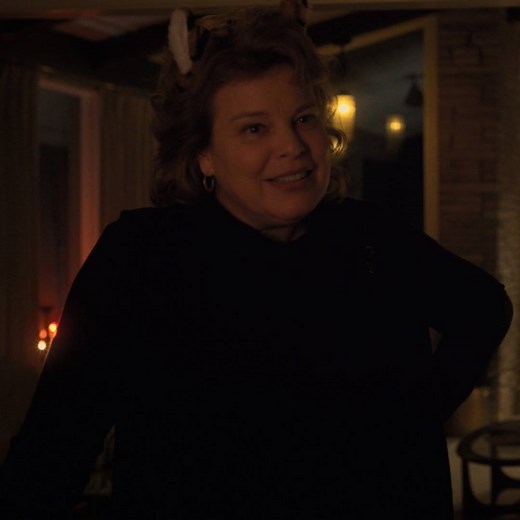 Feel like you recognise Dustin's mum? That's because you do. Meet Catherine Curtin. | Netflix