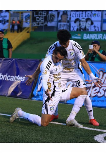 EL GOLAZOO DE VULETICH💪🔥👻