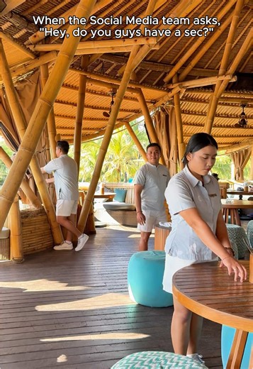 When social media team arrives 🫡 #azulbeachclub #freeentrybeachclub #balidestinations #rekomendasirestaurantbali