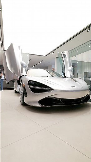 🇬🇧🛸 McLaren 720S — An absolute masterclass in aerodynamic design