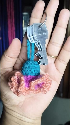 crochet key chain #selfmade #diy #diycrafts #button&bows