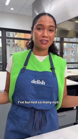 How to toast nuts in the microwave