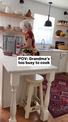 Save time and effort with our freshmade desserts for the holidays. | Safeway