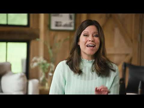 The Heart Behind the Encountering God Bible Study by Kelly Minter