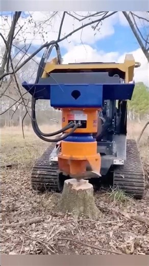 Engineering #construction, weeding and clearing the construction site