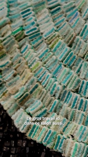 Une décoration moderne pour le salon de Stéphanie Coutas #stéphaniecoutas #hometour #admagazine #appartementparisien | AD France