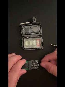 Toyota Key Fob Battery Replacement (Highlander, RAV4, Camry, Corolla) CR2032⁠