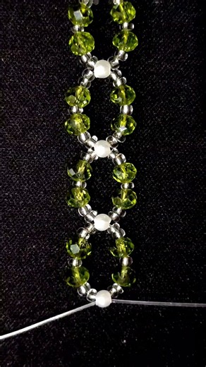 ✨ Green Crystal & Pearl Beaded Bracelet | Easy DIY Jewelry