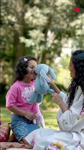 Play dates full of love, laughter and their favourite toys 🧸