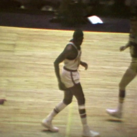 "He's 2-for-2!" The Garden erupts as Willis Reed knocks down his first two shot attempts in Game 7 of the 1970 NBA Finals! 🏀 Watch Reed's return in one of NBA's most memorable games on #NBATogetherLive | NBA