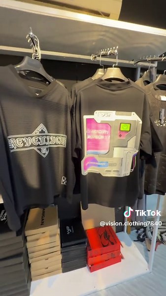 Mandalay Fashion Trends: Shop Vision Clothing Update