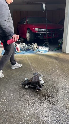 Inspecting the Limited Slip Differential on my S14 Nissan 240SX