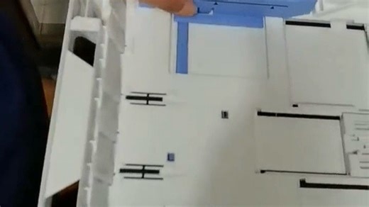 便携式无线打印机，支持Wi-Fi/蓝牙/NFC多连接，高效办公好帮手，适合居家、差旅使用，体验顺畅无延迟。