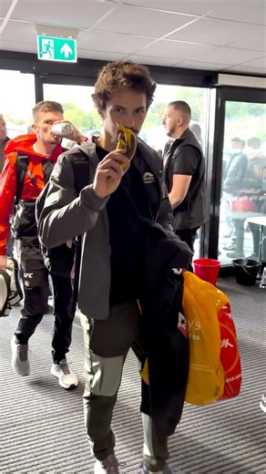 Cage Warriors on Instagram: "The Hardwicks have Arrived - double trouble, double bananas!   Watch #CW193 live on @UFCFightPass"