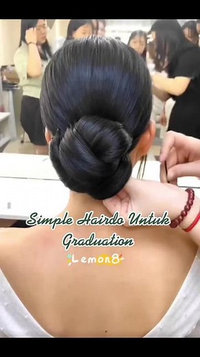 Simple Hairdo Ideas for Graduation | Step-by-Step Tutorial