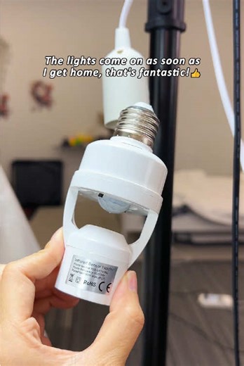 E27 LED Lamp Bulb Holder with Motion Sensor