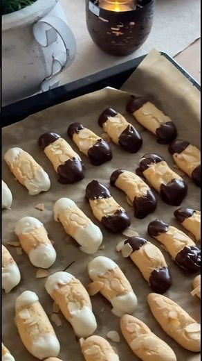 Quick and easy almond stick cookies