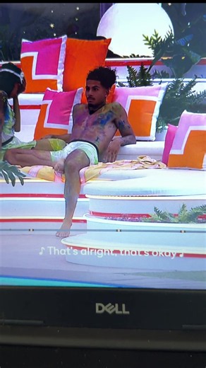 GIRL GET UP #loveisland #melanie #spider | loveland usa