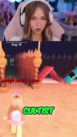 Roblox Streamer Builds EPIC Master Bedroom & Giant Bed! #shorts