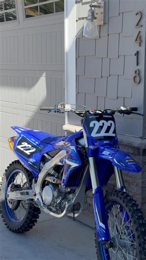 Yamaha YZ250F graphics reveal | blown-up custom kit