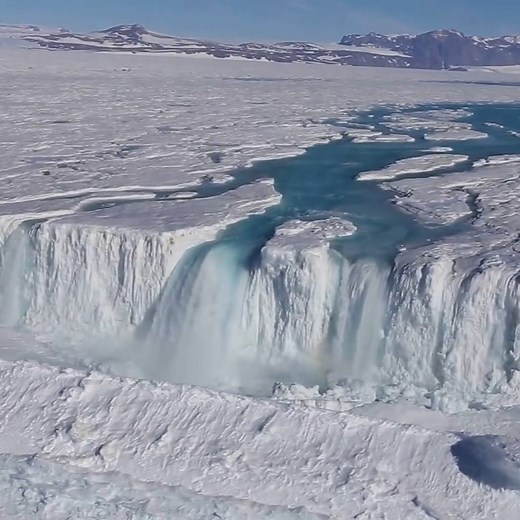 36M views · 10K reactions | Antarctica is melting three times faster than it was just ten years ago, shedding 200 billions tons of ice into the oceans every year. #YEARSproject #ClimateFacts | Climate Facts | Facebook
