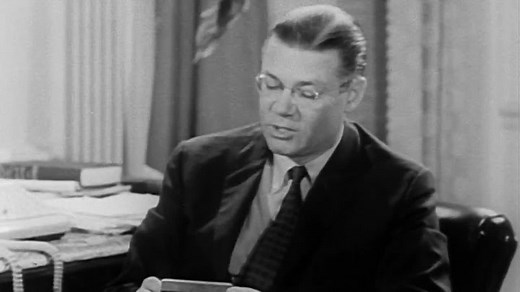 The Fog.Of.War.Eleven.Lessons.From.The.Life.Of.Robert.S.McNamara.2003.720p.HDTV.x264-[QUIKRMOVIES.TO]