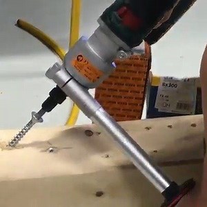 Des travaux difficiles ? Optez pour le démultiplicateur de couple PowerX3 Metabo et triplez la puissance de votre outil pour venir à bout des matériaux les plus résistants ! 💪 Convient à toutes les perceuses-visseuses et perceuses à percussions sans fil de la gamme LTX « Quick » et la perceuse filaire BE 75 Quick Metabo. 🔥 Plus d'infos ici 👉 https://bit.ly/3jnamYB #metabo #powertools #metabopowertools #outils #outillage #travaux #chantier #renovation #artisan #bois #travaildubois #menuiserie 