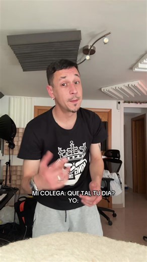 Yo en mi dia mas normal…💩 @CACHÉ