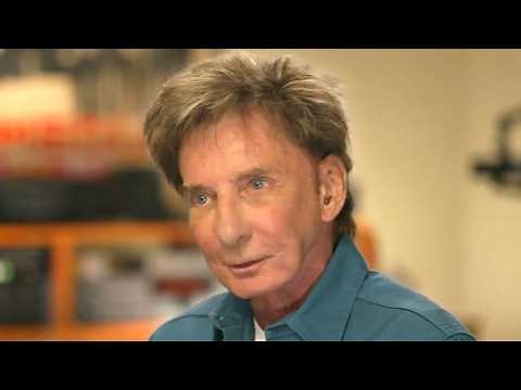 Barry Manilow Reveals He's Lost His Singing Voice Amid Cancer Battle