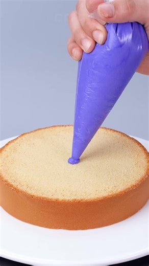 3.1K views · 43 reactions | Create Stunning Cakes with Simple Ingredients | Tiny Cakes | Facebook