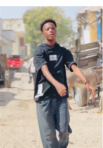 Dameerka Naag: Last Model iyo Abdullahi