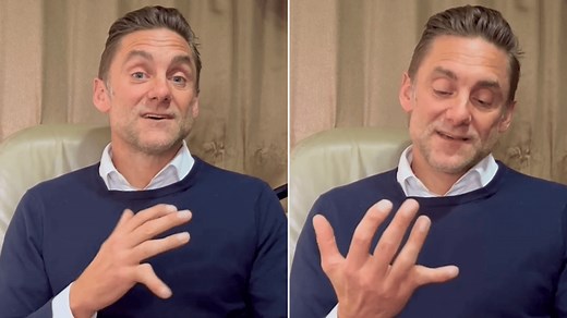 Former Chelsea goalkeeper Rob Green reveals the gruesome reason why he has a wonky finger