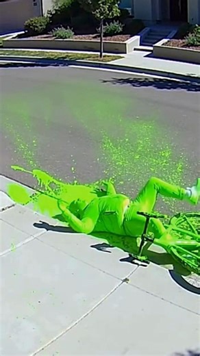 Tern Verge X11 Heist: Her escape met a TOXIC LIME FATALITY! 🚲💥💨🍏