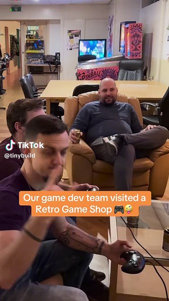 tinyBuild team plays retro games!🎮🤪 #videogames #gamedev #gamedeveloper