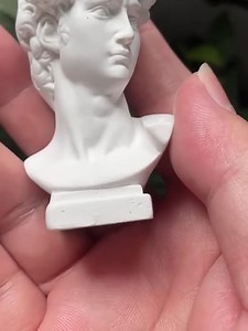 Watch Mini Resin Figure on Amazon Live