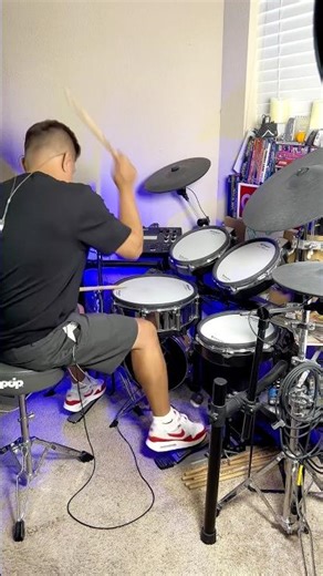 Movies by Alien Ant Farm / #alienantfarm #movies #drummer #drumcover #music #2000s