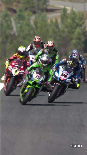 Kawasaki Racing Team WorldSBK's Alex Lowes riding superbly 🚀 | 2024 #PortugueseWorldSBK 🇵🇹