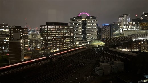 📹 London Waterloo station from night to day. 🌛🌞 #TimelapseTuesday #LondonWaterloo | Network Rail