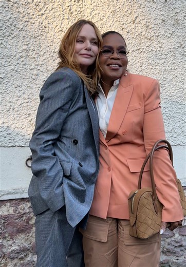 Je vous aime Oprah! x Stella #StellaMcCartney #StellaWinter26 #Oprah | Stella McCartney